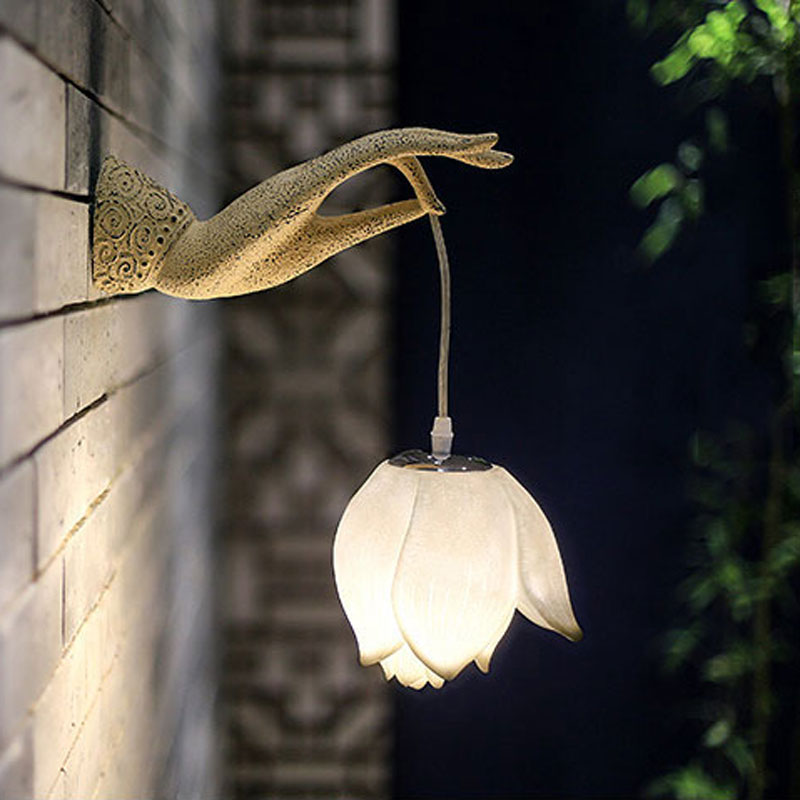 Lotus Bergamot Wall Lamp