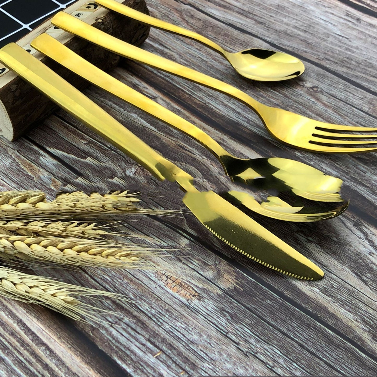 Stainless Steel Western Golden/Silver 24 Piece Cutlery Set