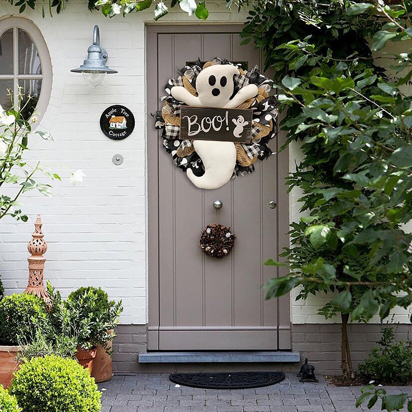 Front Door BOO Farmhouse-Ghost Wreath Halloween Decoration